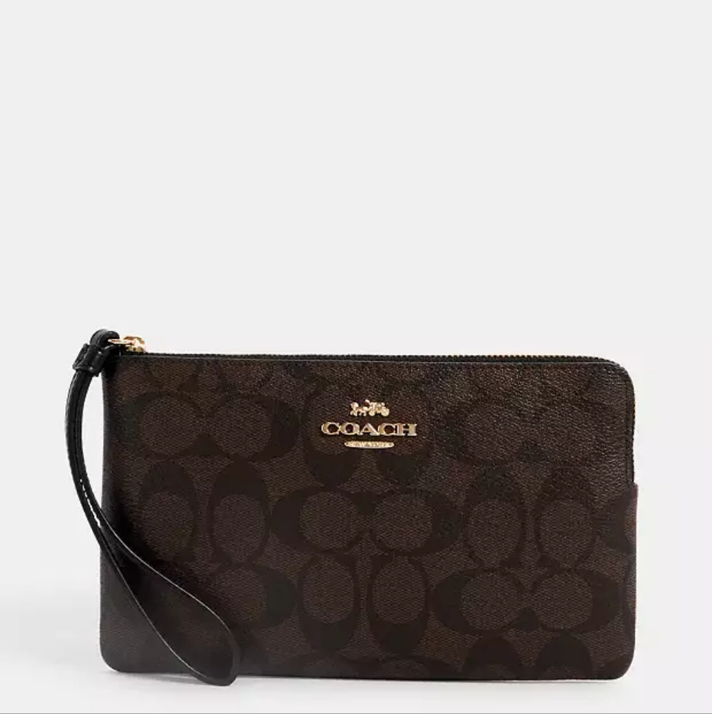 NWT Coach Large Corner Zip Wristlet